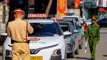 Hà Nội triển khai kế hoạch mạnh tay xử lý dừng, đỗ xe sai quy định