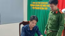 Một đối tượng trốn nã ra trình diện sau khi đọc được thư kêu gọi đầu thú