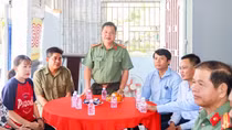 Công an TP Cần Thơ đẩy nhanh xây dựng 1.000 căn nhà tặng người dân khó khăn