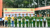 Đại học CSND tặng nhà tình nghĩa, trao quà trị giá 350 triệu đồng