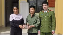 Công an xã kịp thời xác minh, trao trả tài sản cho người dân