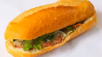 Điều tra nguyên nhân 19 người phải nhập viện sau khi ăn bánh mì