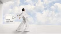 Cloud Dancer và khát vọng của thế giới hậu hỗn loạn
