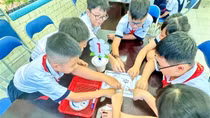 Phụ huynh và học sinh còn nhiều nỗi lo về các loại “phí học đường”