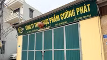Đằng sau những “lá bùa” giúp lợn bệnh ra chợ