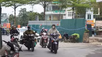 Hà Nội rào đường hàng loạt tuyến phố để thi công chống ngập