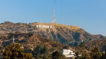 Khi Hollywood không còn là nước Mỹ
