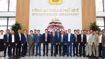 Thứ trưởng Lê Quốc Hùng thăm, chúc Tết Công an TP Huế