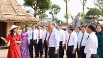 Lãnh đạo Đảng, Nhà nước dâng hương tưởng nhớ Tổng Bí thư Hà Huy Tập