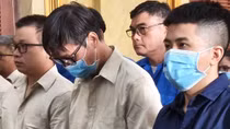 Chia tiền “cảm ơn” để thông quan hàng nhập lậu