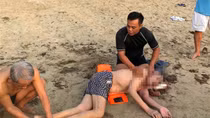 Kịp thời cứu người đàn ông đột quỵ khi đang tắm biển ở Nha Trang