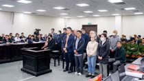 Những cựu lãnh đạo nào đã nhận hối lộ trong vụ “tuồn” thuốc vào bệnh viện?