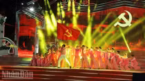 Vững bước dưới cờ Đảng