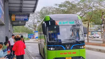 Hà Nội chưa có chủ trương miễn phí xe buýt toàn dân