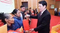 Chăm lo đời sống nhân dân, bảo đảm mọi người, mọi nhà vui Xuân