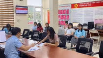 Chậm xử lý thủ tục hành chính, 4 cán bộ phường bị tạm đình chỉ công tác