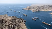 Iran sàng lọc tàu qua Hormuz theo ba nhóm quan hệ