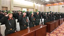 Công an TP Huế tổ chức Lễ giao, nhận quân và phong cấp bậc hàm cho chiến sĩ mới nhập ngũ