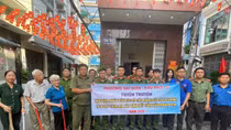 TP Hồ Chí Minh: Đồng loạt ra quân bóc xóa quảng cáo sai quy định