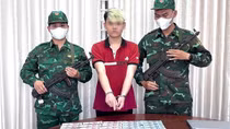 Trao thưởng đơn vị có thành tích xuất sắc trong đấu tranh chuyên án tiền giả