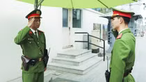 Xuân về trên những bốt gác