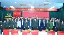 Phong cấp bậc hàm đối với viên chức, nhân viên An ninh hàng không vào công tác tại Cục Quản lý xuất nhập cảnh