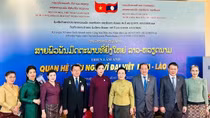 Phu nhân Ngô Phương Ly dự Khai mạc Tuần phim Việt Nam và Triển lãm ảnh Việt Nam-Lào