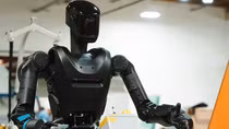 Mẫu lính robot hình người đầu tiên