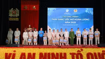 Các phạm nhân hãy biến những khó khăn, thử thách thành động lực để vươn lên