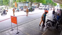 Tuần tra địa bàn, Cảnh sát khóa tay đối tượng mang ma túy