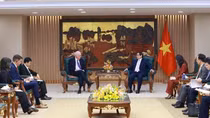 Thủ tướng Phạm Minh Chính tiếp Giáo sư Thomas Vallely