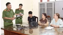 Dàn cảnh chen lấn xô đẩy để trộm cắp tài sản tại chùa Tam Chúc