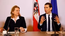 Cựu Ngoại trưởng Áo Karin Kneissl và mối lương duyên với nước Nga