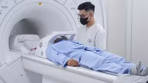 Tắc nghẽn hoàn toàn động mạch cảnh, nguy cơ đột quỵ dù không có triệu chứng báo trước