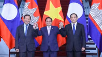 Ba Thủ tướng Việt Nam, Lào, Campuchia họp triển khai kết luận cuộc gặp giữa ba người đứng đầu ba Đảng