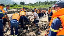 Công an Sơn La huy động lực lượng hỗ trợ, giúp dân khắc phục hậu quả mưa lũ