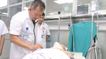 Cấp cứu nhiều ca tai nạn giao thông do rượu bia, dọn nhà bị ngã chấn thương