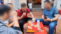 Tiền mua thuốc lá chiếm hơn 10% chi tiêu hộ gia đình thu nhập thấp