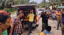 Xe mất phanh lao xuống khe núi khiến 8 người chết tại Philippines