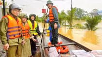 TP Huế còn hơn 13.000 ngôi nhà ngập trong lũ, Quốc lộ 1A thông tuyến