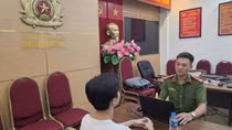Công an phường Láng kịp thời giải cứu sinh viên khỏi bẫy "bắt cóc online", tống tiền 10.000 USD