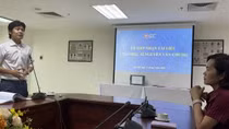 Nhạc sĩ Nguyễn Văn Chung trao nhiều bản thảo ca khúc nổi tiếng cho Trung tâm Lưu trữ quốc gia