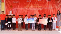 Về với “địa chỉ đỏ” – Hành trình tri ân của ROX