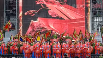 Tôn vinh áo dài, tôn vinh vẻ đẹp, bản lĩnh của phụ nữ trong và ngoài lực lượng CAND