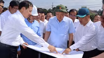 Phó Thủ tướng Thường trực Nguyễn Hòa Bình kiểm tra, chỉ đạo gỡ vướng các dự án tại Đồng Nai