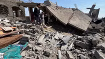 Mỹ không kích khắp Yemen