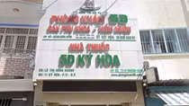 Hàng loạt công ty dược phẩm và nhà thuốc bị xử phạt và đình chỉ hoạt động