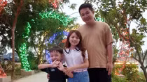 Chuyện tình cổ tích của cô gái tí hon