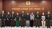 Bắt tạm giam nhóm đối tượng sản xuất dầu gió giả bằng hóa chất