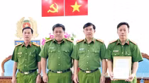 Khen thưởng 3 tập thể của Công an tỉnh Bạc Liêu vì có thành tích xuất sắc